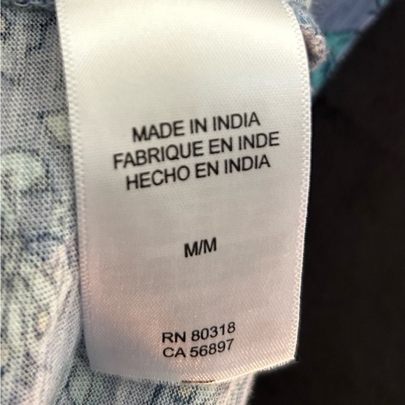 Lucky Brand Blue Floral Smocked shirt, Medium - Picture 6 of 8